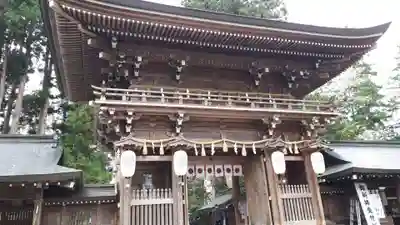 伊佐須美神社の山門・神門