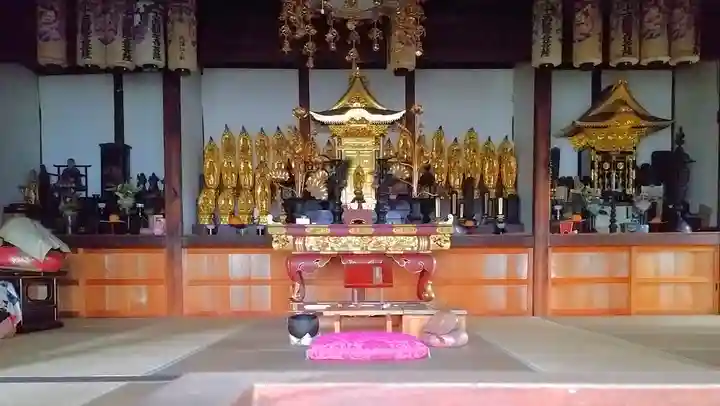 観音寺の本殿・本堂