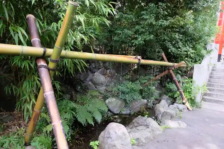 白笹稲荷神社の手水舎