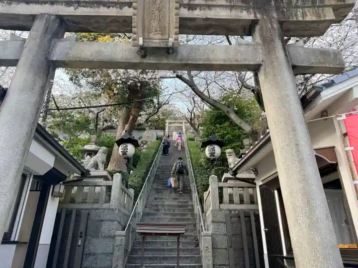 北野天満神社の{uncategorized: "未分類", other: "その他", undefined: "問題あり", building: "その他建物", grave: "お墓", sacred_gate: "鳥居", guardian: "狛犬", statue: "像", buddha: "仏像", history: "歴史", nature: "自然", garden: "庭園", animal: "動物", pagoda: "塔", temizu: "手水舎", mountain_gate: "山門・神門", sanctuary: "本殿・本堂", subordinate: "末社・摂社", art: "芸術", scenery: "景色", jizo: "地蔵", ema: "絵馬", goshuin: "御朱印", omikuji: "おみくじ", items: "授与品その他", amulet: "お守り", goshuincho: "御朱印帳", eats: "食事", festival: "お祭り", votive_dance: "神楽", shichigosan: "七五三参", wedding: "結婚式", experience: "体験その他", initially: "初詣", around: "周辺", anti_infection: "感染症対策"}