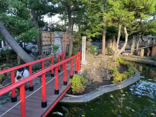 相模国総社六所神社の庭園