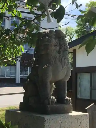 厳島神社の狛犬