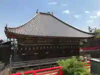 中山寺の本殿・本堂