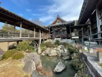 妙感寺の{uncategorized: "未分類", other: "その他", undefined: "問題あり", building: "その他建物", grave: "お墓", sacred_gate: "鳥居", guardian: "狛犬", statue: "像", buddha: "仏像", history: "歴史", nature: "自然", garden: "庭園", animal: "動物", pagoda: "塔", temizu: "手水舎", mountain_gate: "山門・神門", sanctuary: "本殿・本堂", subordinate: "末社・摂社", art: "芸術", scenery: "景色", jizo: "地蔵", ema: "絵馬", goshuin: "御朱印", omikuji: "おみくじ", items: "授与品その他", amulet: "お守り", goshuincho: "御朱印帳", eats: "食事", festival: "お祭り", votive_dance: "神楽", shichigosan: "七五三参", wedding: "結婚式", experience: "体験その他", initially: "初詣", around: "周辺", anti_infection: "感染症対策"}