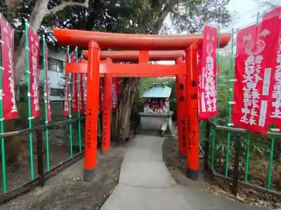 鵠沼伏見稲荷神社の鳥居