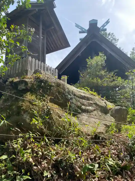 龍之口八幡宮の{uncategorized: "未分類", other: "その他", undefined: "問題あり", building: "その他建物", grave: "お墓", sacred_gate: "鳥居", guardian: "狛犬", statue: "像", buddha: "仏像", history: "歴史", nature: "自然", garden: "庭園", animal: "動物", pagoda: "塔", temizu: "手水舎", mountain_gate: "山門・神門", sanctuary: "本殿・本堂", subordinate: "末社・摂社", art: "芸術", scenery: "景色", jizo: "地蔵", ema: "絵馬", goshuin: "御朱印", omikuji: "おみくじ", items: "授与品その他", amulet: "お守り", goshuincho: "御朱印帳", eats: "食事", festival: "お祭り", votive_dance: "神楽", shichigosan: "七五三参", wedding: "結婚式", experience: "体験その他", initially: "初詣", around: "周辺", anti_infection: "感染症対策"}