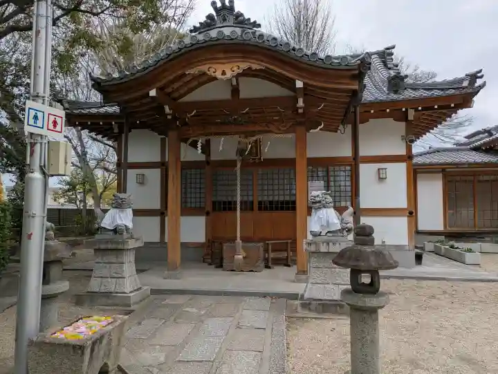 野見神社の{uncategorized: "未分類", other: "その他", undefined: "問題あり", building: "その他建物", grave: "お墓", sacred_gate: "鳥居", guardian: "狛犬", statue: "像", buddha: "仏像", history: "歴史", nature: "自然", garden: "庭園", animal: "動物", pagoda: "塔", temizu: "手水舎", mountain_gate: "山門・神門", sanctuary: "本殿・本堂", subordinate: "末社・摂社", art: "芸術", scenery: "景色", jizo: "地蔵", ema: "絵馬", goshuin: "御朱印", omikuji: "おみくじ", items: "授与品その他", amulet: "お守り", goshuincho: "御朱印帳", eats: "食事", festival: "お祭り", votive_dance: "神楽", shichigosan: "七五三参", wedding: "結婚式", experience: "体験その他", initially: "初詣", around: "周辺", anti_infection: "感染症対策"}