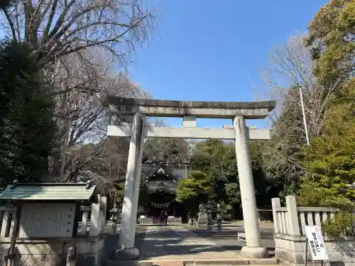 玉敷神社の{uncategorized: "未分類", other: "その他", undefined: "問題あり", building: "その他建物", grave: "お墓", sacred_gate: "鳥居", guardian: "狛犬", statue: "像", buddha: "仏像", history: "歴史", nature: "自然", garden: "庭園", animal: "動物", pagoda: "塔", temizu: "手水舎", mountain_gate: "山門・神門", sanctuary: "本殿・本堂", subordinate: "末社・摂社", art: "芸術", scenery: "景色", jizo: "地蔵", ema: "絵馬", goshuin: "御朱印", omikuji: "おみくじ", items: "授与品その他", amulet: "お守り", goshuincho: "御朱印帳", eats: "食事", festival: "お祭り", votive_dance: "神楽", shichigosan: "七五三参", wedding: "結婚式", experience: "体験その他", initially: "初詣", around: "周辺", anti_infection: "感染症対策"}