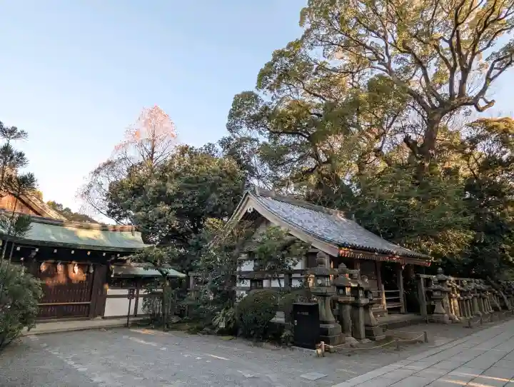 石清水八幡宮の{uncategorized: "未分類", other: "その他", undefined: "問題あり", building: "その他建物", grave: "お墓", sacred_gate: "鳥居", guardian: "狛犬", statue: "像", buddha: "仏像", history: "歴史", nature: "自然", garden: "庭園", animal: "動物", pagoda: "塔", temizu: "手水舎", mountain_gate: "山門・神門", sanctuary: "本殿・本堂", subordinate: "末社・摂社", art: "芸術", scenery: "景色", jizo: "地蔵", ema: "絵馬", goshuin: "御朱印", omikuji: "おみくじ", items: "授与品その他", amulet: "お守り", goshuincho: "御朱印帳", eats: "食事", festival: "お祭り", votive_dance: "神楽", shichigosan: "七五三参", wedding: "結婚式", experience: "体験その他", initially: "初詣", around: "周辺", anti_infection: "感染症対策"}