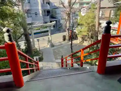 於玉稲荷神社の{uncategorized: "未分類", other: "その他", undefined: "問題あり", building: "その他建物", grave: "お墓", sacred_gate: "鳥居", guardian: "狛犬", statue: "像", buddha: "仏像", history: "歴史", nature: "自然", garden: "庭園", animal: "動物", pagoda: "塔", temizu: "手水舎", mountain_gate: "山門・神門", sanctuary: "本殿・本堂", subordinate: "末社・摂社", art: "芸術", scenery: "景色", jizo: "地蔵", ema: "絵馬", goshuin: "御朱印", omikuji: "おみくじ", items: "授与品その他", amulet: "お守り", goshuincho: "御朱印帳", eats: "食事", festival: "お祭り", votive_dance: "神楽", shichigosan: "七五三参", wedding: "結婚式", experience: "体験その他", initially: "初詣", around: "周辺", anti_infection: "感染症対策"}