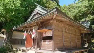 白沙八幡神社の本殿・本堂