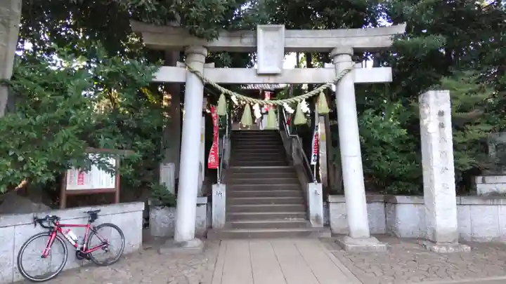 千束八幡神社の鳥居