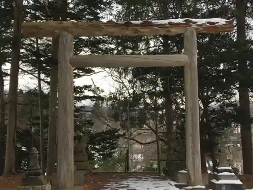 大鳥神社の鳥居