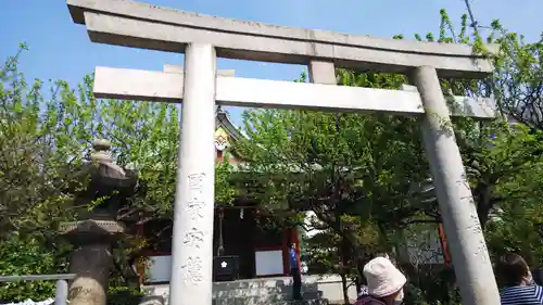 亀戸天神社の鳥居