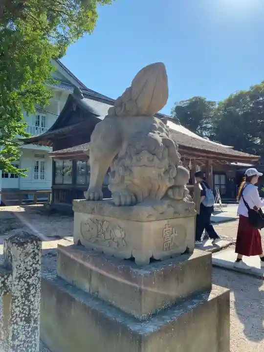 松江神社の{uncategorized: "未分類", other: "その他", undefined: "問題あり", building: "その他建物", grave: "お墓", sacred_gate: "鳥居", guardian: "狛犬", statue: "像", buddha: "仏像", history: "歴史", nature: "自然", garden: "庭園", animal: "動物", pagoda: "塔", temizu: "手水舎", mountain_gate: "山門・神門", sanctuary: "本殿・本堂", subordinate: "末社・摂社", art: "芸術", scenery: "景色", jizo: "地蔵", ema: "絵馬", goshuin: "御朱印", omikuji: "おみくじ", items: "授与品その他", amulet: "お守り", goshuincho: "御朱印帳", eats: "食事", festival: "お祭り", votive_dance: "神楽", shichigosan: "七五三参", wedding: "結婚式", experience: "体験その他", initially: "初詣", around: "周辺", anti_infection: "感染症対策"}