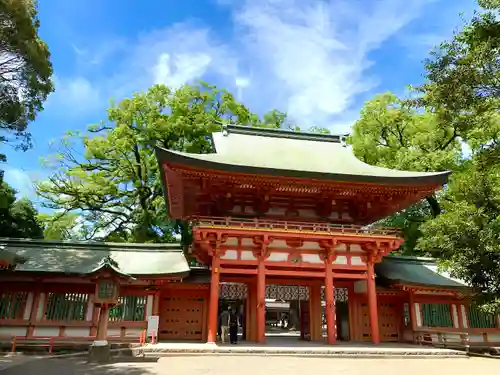 武蔵一宮氷川神社の山門