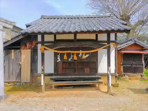 稲荷社（赤坂町）の本殿・本堂