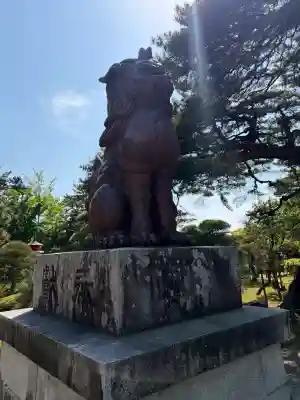 白山神社の{uncategorized: "未分類", other: "その他", undefined: "問題あり", building: "その他建物", grave: "お墓", sacred_gate: "鳥居", guardian: "狛犬", statue: "像", buddha: "仏像", history: "歴史", nature: "自然", garden: "庭園", animal: "動物", pagoda: "塔", temizu: "手水舎", mountain_gate: "山門・神門", sanctuary: "本殿・本堂", subordinate: "末社・摂社", art: "芸術", scenery: "景色", jizo: "地蔵", ema: "絵馬", goshuin: "御朱印", omikuji: "おみくじ", items: "授与品その他", amulet: "お守り", goshuincho: "御朱印帳", eats: "食事", festival: "お祭り", votive_dance: "神楽", shichigosan: "七五三参", wedding: "結婚式", experience: "体験その他", initially: "初詣", around: "周辺", anti_infection: "感染症対策"}