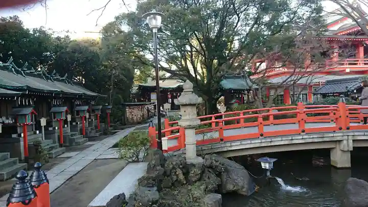 千葉神社の庭園