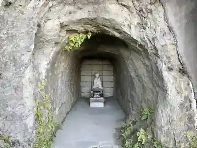 海向山岩松寺金蔵院の仏像