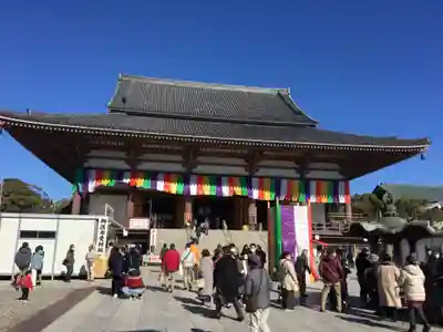 西新井大師総持寺の本殿・本堂