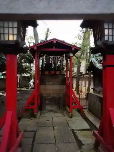 高円寺天祖神社の鳥居