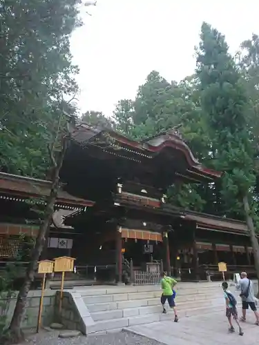 諏訪大社下社秋宮の本殿・本堂