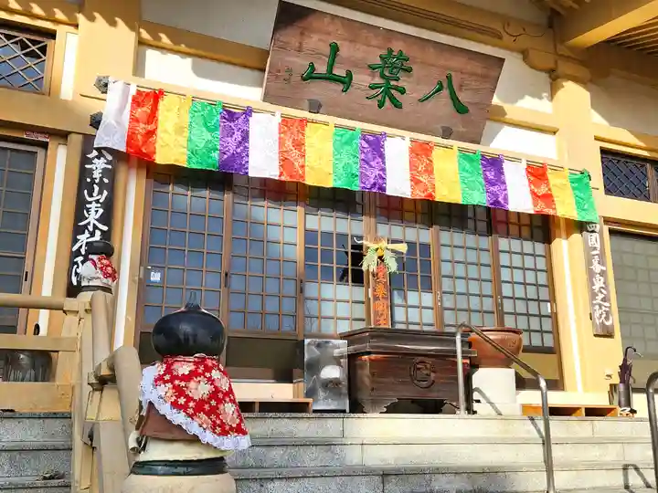 東林院(種蒔大師)の本殿・本堂