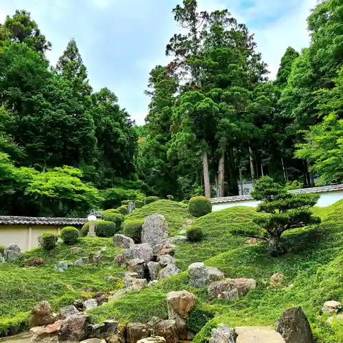 冨賀寺の庭園