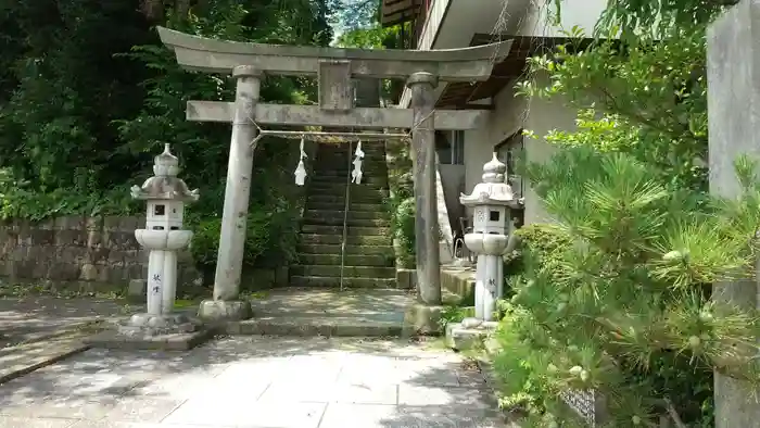 鎌足神社の鳥居