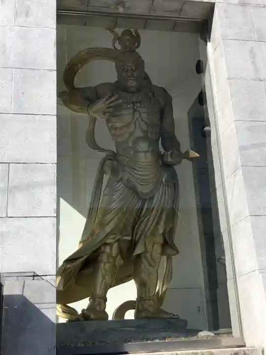 最上稲荷山妙教寺(岡山県)