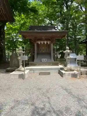 淺間神社（忍野八海）の末社・摂社