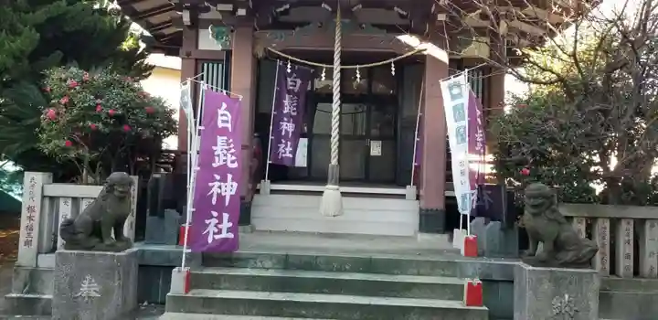 白髭神社の本殿・本堂
