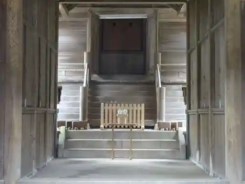 宇都母知神社の本殿・本堂