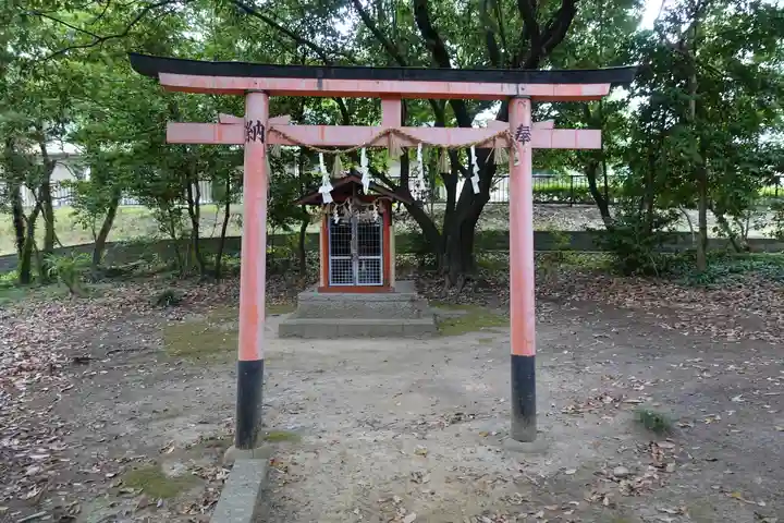 新屋坐天照御魂神社(西河原鎮座)の末社・摂社