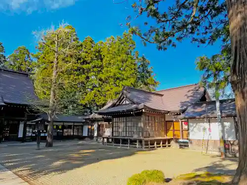 鎮守府八幡宮の建物その他