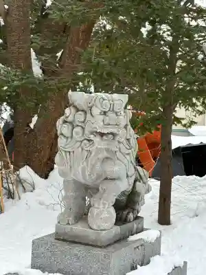 琴似神社の{uncategorized: "未分類", other: "その他", undefined: "問題あり", building: "その他建物", grave: "お墓", sacred_gate: "鳥居", guardian: "狛犬", statue: "像", buddha: "仏像", history: "歴史", nature: "自然", garden: "庭園", animal: "動物", pagoda: "塔", temizu: "手水舎", mountain_gate: "山門・神門", sanctuary: "本殿・本堂", subordinate: "末社・摂社", art: "芸術", scenery: "景色", jizo: "地蔵", ema: "絵馬", goshuin: "御朱印", omikuji: "おみくじ", items: "授与品その他", amulet: "お守り", goshuincho: "御朱印帳", eats: "食事", festival: "お祭り", votive_dance: "神楽", shichigosan: "七五三参", wedding: "結婚式", experience: "体験その他", initially: "初詣", around: "周辺", anti_infection: "感染症対策"}