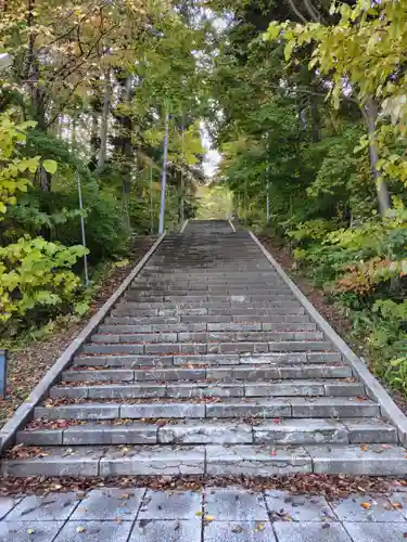 由仁神社(北海道)