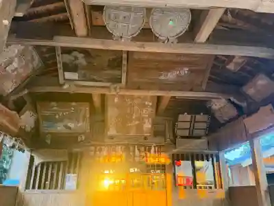 八幡宮の{uncategorized: "未分類", other: "その他", undefined: "問題あり", building: "その他建物", grave: "お墓", sacred_gate: "鳥居", guardian: "狛犬", statue: "像", buddha: "仏像", history: "歴史", nature: "自然", garden: "庭園", animal: "動物", pagoda: "塔", temizu: "手水舎", mountain_gate: "山門・神門", sanctuary: "本殿・本堂", subordinate: "末社・摂社", art: "芸術", scenery: "景色", jizo: "地蔵", ema: "絵馬", goshuin: "御朱印", omikuji: "おみくじ", items: "授与品その他", amulet: "お守り", goshuincho: "御朱印帳", eats: "食事", festival: "お祭り", votive_dance: "神楽", shichigosan: "七五三参", wedding: "結婚式", experience: "体験その他", initially: "初詣", around: "周辺", anti_infection: "感染症対策"}