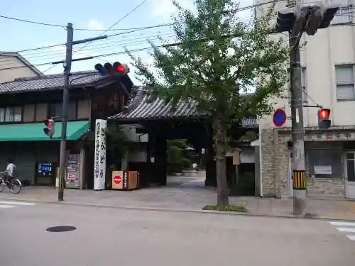 行願寺（革堂）の山門