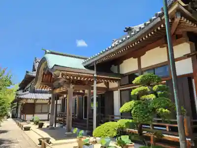 月照寺の本殿・本堂