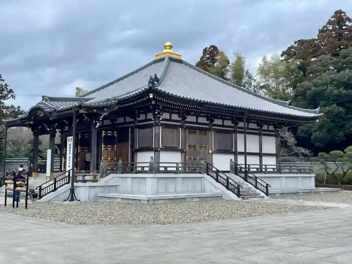 成田山醫王殿の{uncategorized: "未分類", other: "その他", undefined: "問題あり", building: "その他建物", grave: "お墓", sacred_gate: "鳥居", guardian: "狛犬", statue: "像", buddha: "仏像", history: "歴史", nature: "自然", garden: "庭園", animal: "動物", pagoda: "塔", temizu: "手水舎", mountain_gate: "山門・神門", sanctuary: "本殿・本堂", subordinate: "末社・摂社", art: "芸術", scenery: "景色", jizo: "地蔵", ema: "絵馬", goshuin: "御朱印", omikuji: "おみくじ", items: "授与品その他", amulet: "お守り", goshuincho: "御朱印帳", eats: "食事", festival: "お祭り", votive_dance: "神楽", shichigosan: "七五三参", wedding: "結婚式", experience: "体験その他", initially: "初詣", around: "周辺", anti_infection: "感染症対策"}