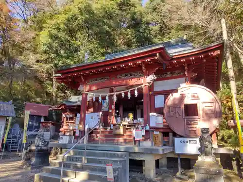 聖神社の本殿