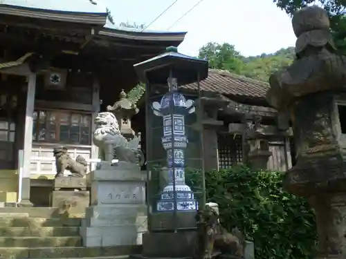 陶山神社の建物その他