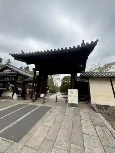 三宝院（三宝院門跡）の{uncategorized: "未分類", other: "その他", undefined: "問題あり", building: "その他建物", grave: "お墓", sacred_gate: "鳥居", guardian: "狛犬", statue: "像", buddha: "仏像", history: "歴史", nature: "自然", garden: "庭園", animal: "動物", pagoda: "塔", temizu: "手水舎", mountain_gate: "山門・神門", sanctuary: "本殿・本堂", subordinate: "末社・摂社", art: "芸術", scenery: "景色", jizo: "地蔵", ema: "絵馬", goshuin: "御朱印", omikuji: "おみくじ", items: "授与品その他", amulet: "お守り", goshuincho: "御朱印帳", eats: "食事", festival: "お祭り", votive_dance: "神楽", shichigosan: "七五三参", wedding: "結婚式", experience: "体験その他", initially: "初詣", around: "周辺", anti_infection: "感染症対策"}
