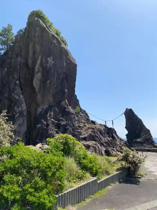 鹿岡の夫婦岩(高知県)