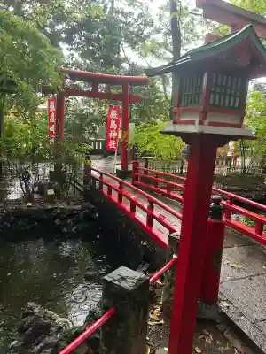厳島神社(尾久八幡神社末社)の{uncategorized: "未分類", other: "その他", undefined: "問題あり", building: "その他建物", grave: "お墓", sacred_gate: "鳥居", guardian: "狛犬", statue: "像", buddha: "仏像", history: "歴史", nature: "自然", garden: "庭園", animal: "動物", pagoda: "塔", temizu: "手水舎", mountain_gate: "山門・神門", sanctuary: "本殿・本堂", subordinate: "末社・摂社", art: "芸術", scenery: "景色", jizo: "地蔵", ema: "絵馬", goshuin: "御朱印", omikuji: "おみくじ", items: "授与品その他", amulet: "お守り", goshuincho: "御朱印帳", eats: "食事", festival: "お祭り", votive_dance: "神楽", shichigosan: "七五三参", wedding: "結婚式", experience: "体験その他", initially: "初詣", around: "周辺", anti_infection: "感染症対策"}