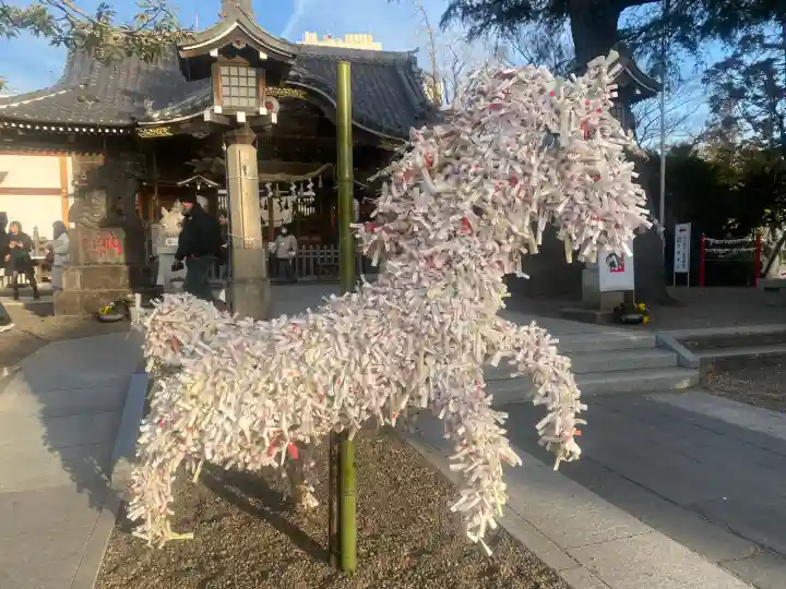八剱八幡神社の{uncategorized: "未分類", other: "その他", undefined: "問題あり", building: "その他建物", grave: "お墓", sacred_gate: "鳥居", guardian: "狛犬", statue: "像", buddha: "仏像", history: "歴史", nature: "自然", garden: "庭園", animal: "動物", pagoda: "塔", temizu: "手水舎", mountain_gate: "山門・神門", sanctuary: "本殿・本堂", subordinate: "末社・摂社", art: "芸術", scenery: "景色", jizo: "地蔵", ema: "絵馬", goshuin: "御朱印", omikuji: "おみくじ", items: "授与品その他", amulet: "お守り", goshuincho: "御朱印帳", eats: "食事", festival: "お祭り", votive_dance: "神楽", shichigosan: "七五三参", wedding: "結婚式", experience: "体験その他", initially: "初詣", around: "周辺", anti_infection: "感染症対策"}