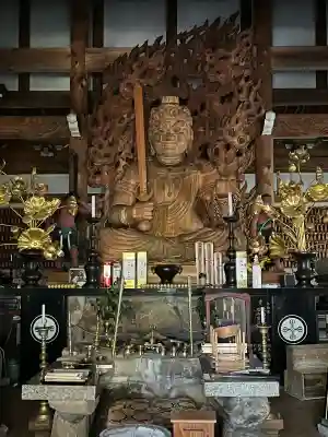 福王寺の{uncategorized: "未分類", other: "その他", undefined: "問題あり", building: "その他建物", grave: "お墓", sacred_gate: "鳥居", guardian: "狛犬", statue: "像", buddha: "仏像", history: "歴史", nature: "自然", garden: "庭園", animal: "動物", pagoda: "塔", temizu: "手水舎", mountain_gate: "山門・神門", sanctuary: "本殿・本堂", subordinate: "末社・摂社", art: "芸術", scenery: "景色", jizo: "地蔵", ema: "絵馬", goshuin: "御朱印", omikuji: "おみくじ", items: "授与品その他", amulet: "お守り", goshuincho: "御朱印帳", eats: "食事", festival: "お祭り", votive_dance: "神楽", shichigosan: "七五三参", wedding: "結婚式", experience: "体験その他", initially: "初詣", around: "周辺", anti_infection: "感染症対策"}