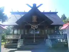 納内神社の本殿